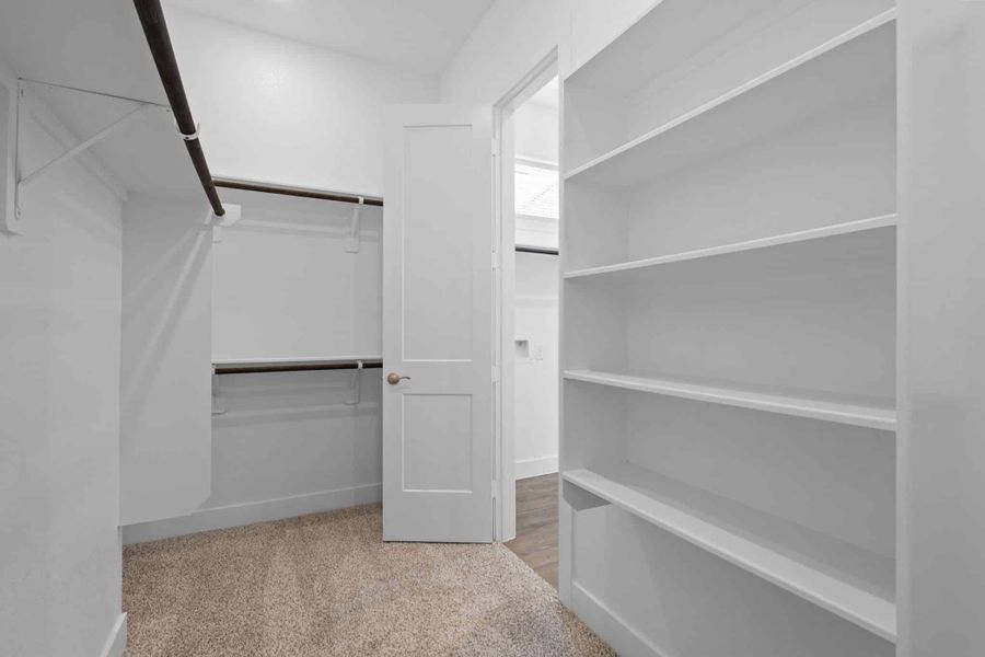 Image 40 of a home in Wood Leaf Reserve.