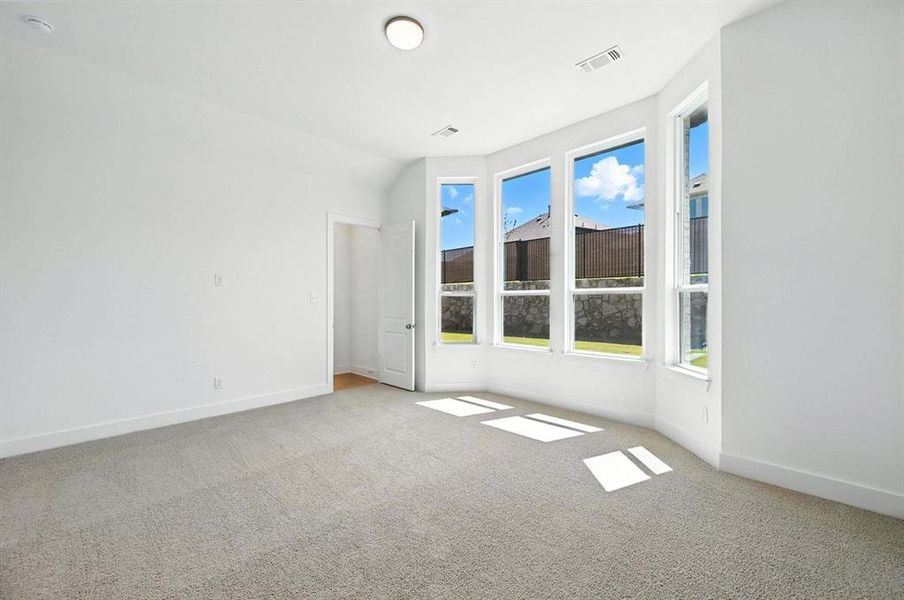 Spacious, unfurnished interior of a new home in Thompson Farms: 60ft. lots, Van Alstyne (Image 20). Spacious, unfurnished interior of a new home in Thompson Farms: 60ft. lots, Van Alstyne (Image 20).