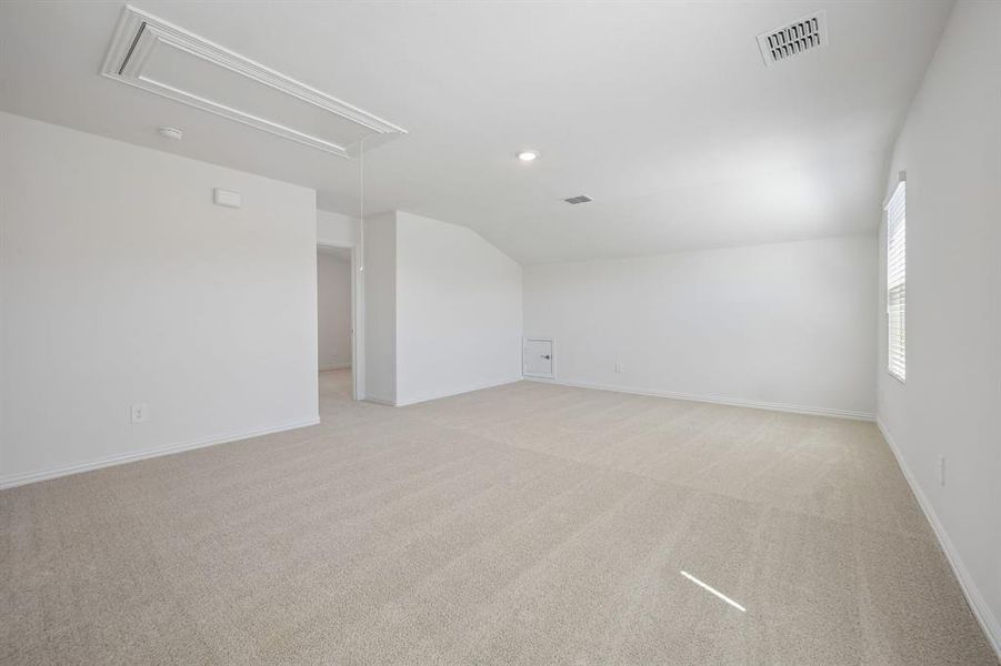 Spacious, unfurnished interior of a new home in Parks at Foster Crossing - Spring Series, Anna (Image 18).