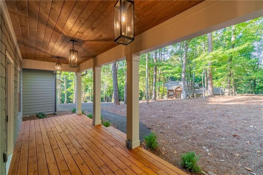 Exterior details and patio area of a home in , Jasper (Image 29).