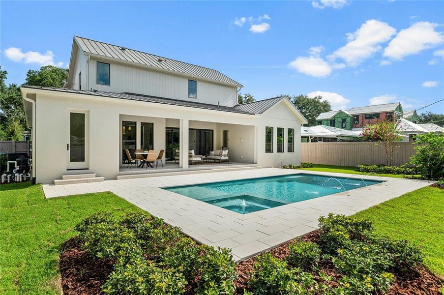Exterior details and patio area of a home in , Orlando (Image 23).