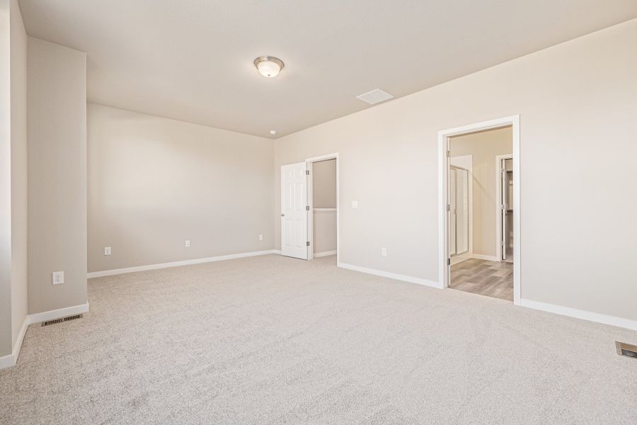 Spacious, unfurnished interior of a new home in Arras Park, Thornton (Image 17).