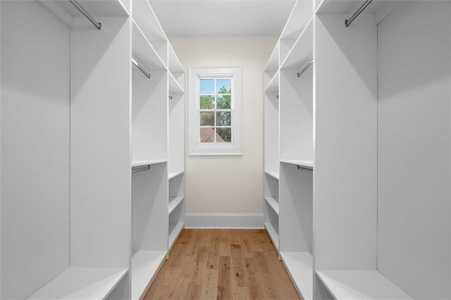 Spacious, unfurnished interior of a new home in Brookmont, Douglasville (Image 40).