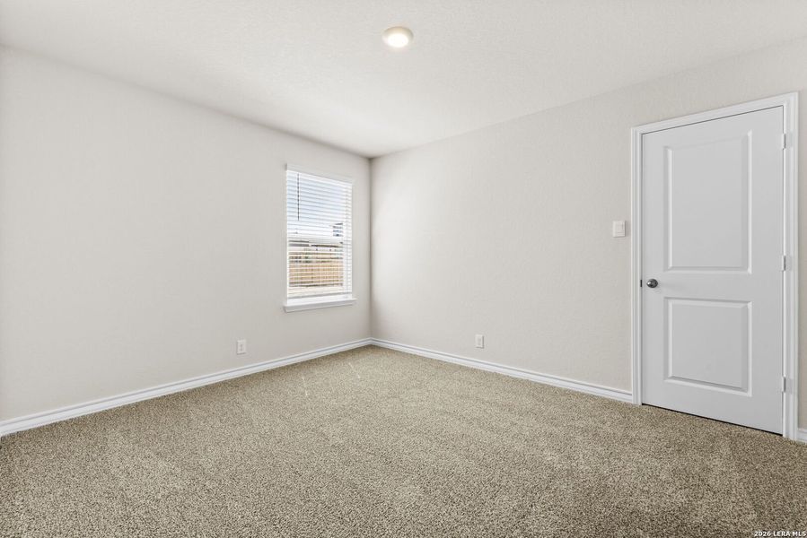 Spacious, unfurnished interior of a new home in Redbird Ranch, San Antonio (Image 22).