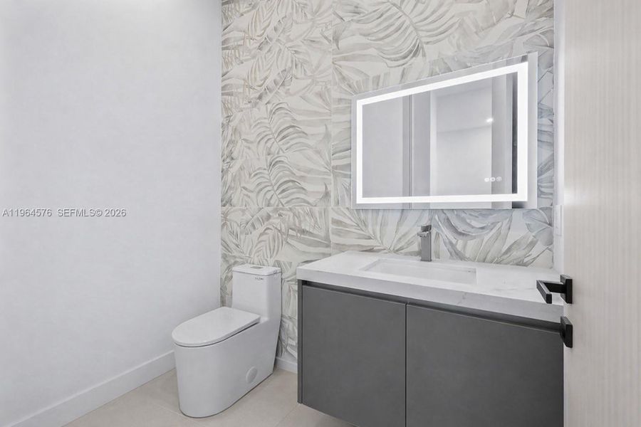 Furnished interior view inside a new home in , Fort Lauderdale (Image 6). Furnished interior view inside a new home in , Fort Lauderdale (Image 6).