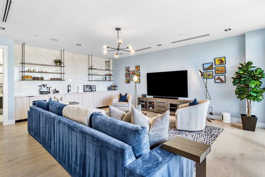 026-914PalmTrail-DelrayBeach-FL-33483-SM