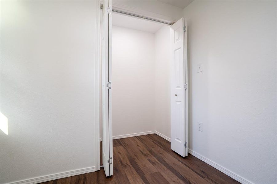 Spacious, unfurnished interior of a new home in , Comanche (Image 27).