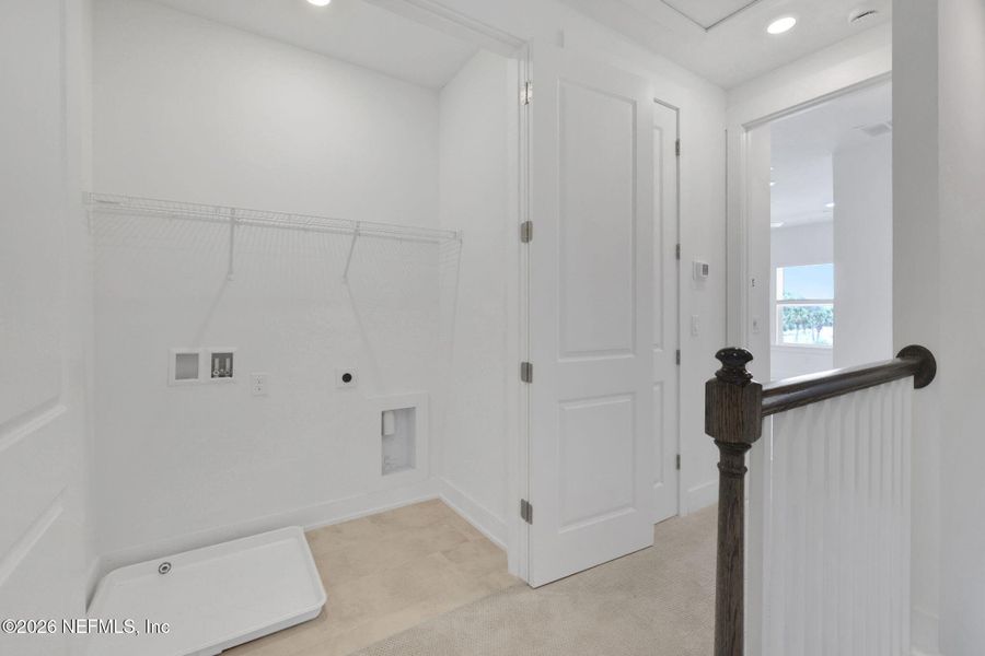 Spacious, unfurnished interior of a new home in , Jacksonville Beach (Image 20).
