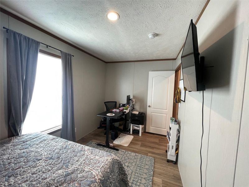 Furnished interior view inside a new home in , Tomball (Image 13).