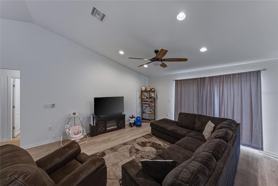 Furnished interior view inside a new home in , Sebring (Image 7).