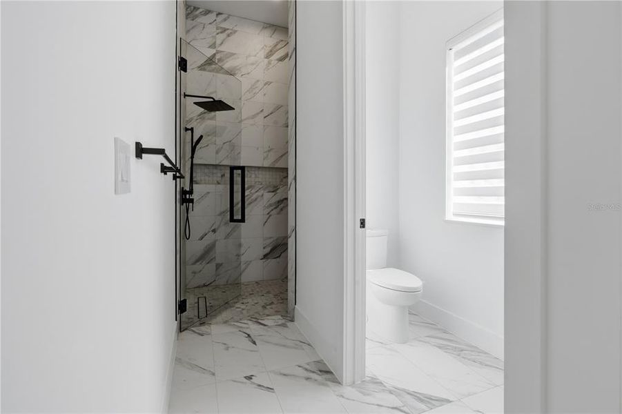 Spacious, unfurnished interior of a new home in , Montverde (Image 23).