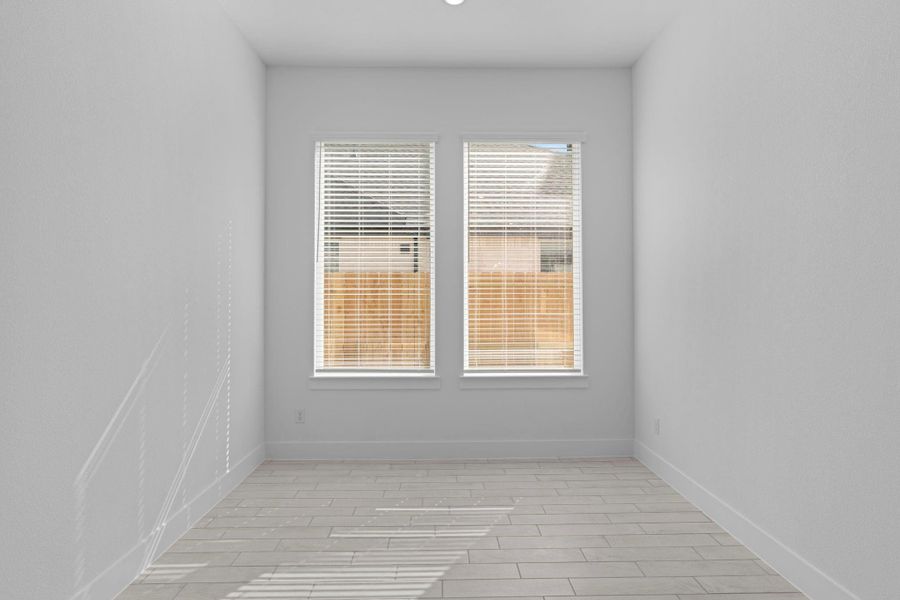 Spacious, unfurnished interior of a new home in Jordan Ranch, Fulshear (Image 24).