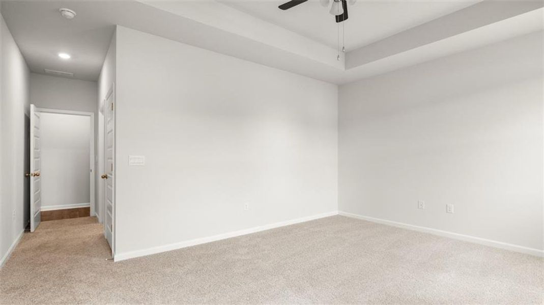 Spacious, unfurnished interior of a new home in Preserve at Dove Creek, Statham (Image 30).