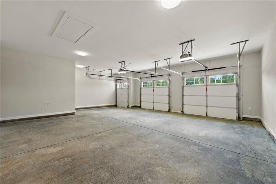 Spacious, unfurnished interior of a new home in Cresswind Georgia at Twin Lakes, Hoschton (Image 28).