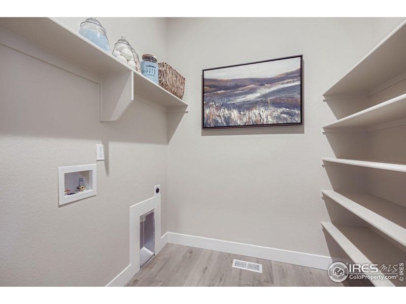 Spacious, unfurnished interior of a new home in Country Club Reserve – Fort Collins, Fort Collins (Image 19). Spacious, unfurnished interior of a new home in Country Club Reserve – Fort Collins, Fort Collins (Image 19).