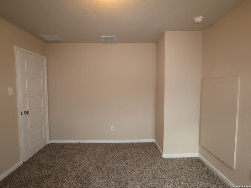 Spacious, unfurnished interior of a new home in Agave, San Antonio (Image 33).