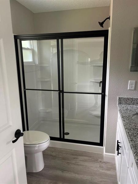 Furnished interior view inside a new home in , Dunnellon (Image 7).