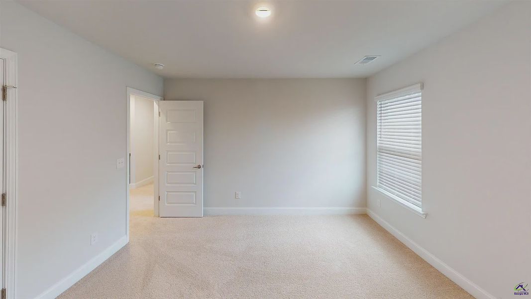 Spacious, unfurnished interior of a new home in Oakview Estates, Macon (Image 12). Spacious, unfurnished interior of a new home in Oakview Estates, Macon (Image 12).