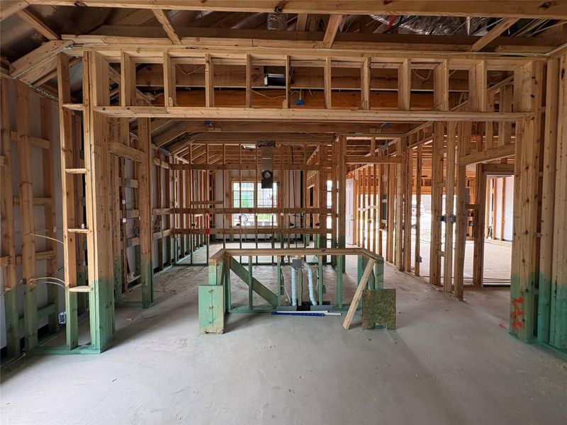 Spacious, unfurnished interior of a new home in Berry Creek Highlands, Georgetown (Image 17).