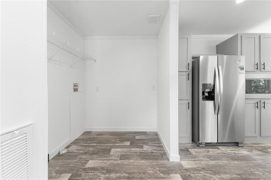 Spacious, unfurnished interior of a new home in , Brooksville (Image 18).