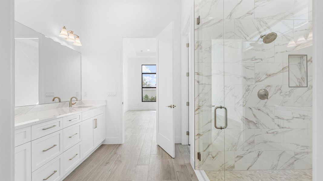 Owner's Bath Owner's Bath