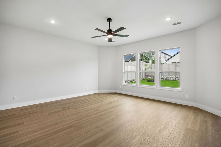 Spacious, unfurnished interior of a new home in Painted Tree Lakeside, McKinney (Image 19). Spacious, unfurnished interior of a new home in Painted Tree Lakeside, McKinney (Image 19).