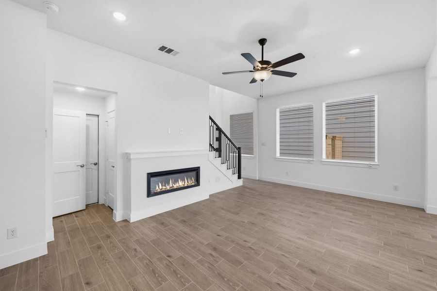 Spacious, unfurnished interior of a new home in Bridgeland, Cypress (Image 13). Spacious, unfurnished interior of a new home in Bridgeland, Cypress (Image 13).