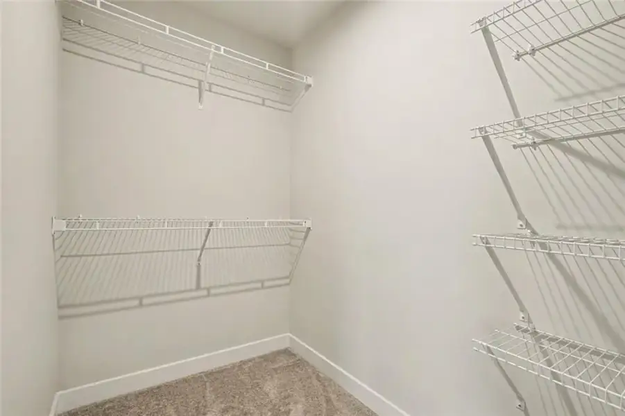 Spacious, unfurnished interior of a new home in , Lawrenceville (Image 34).