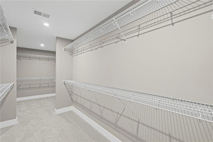 Spacious, unfurnished interior of a new home in Twin Lakes, Hoschton (Image 21).