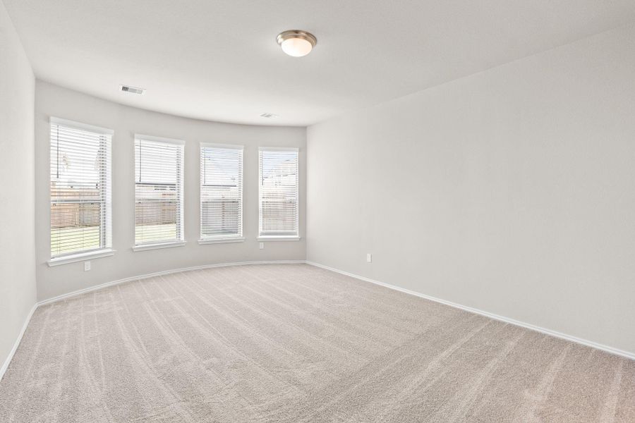 Spacious, unfurnished interior of a new home in Candela, Richmond (Image 19).