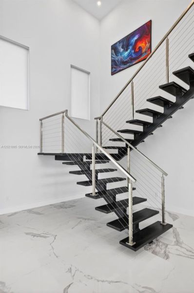 Spacious, unfurnished interior of a new home in , Pompano Beach (Image 28).