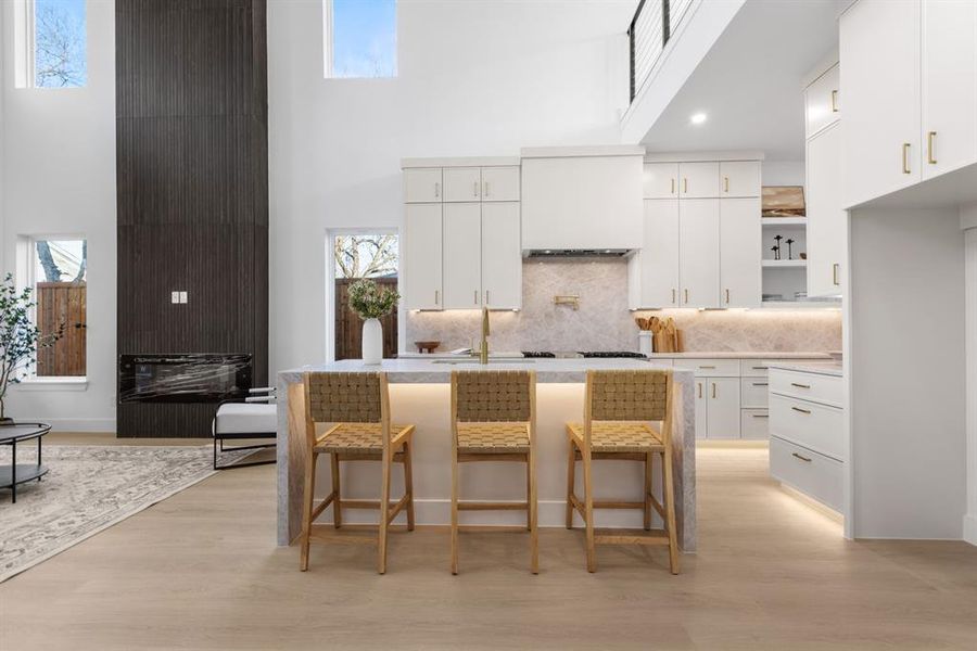 Furnished interior view inside a new home in , Dallas (Image 29).