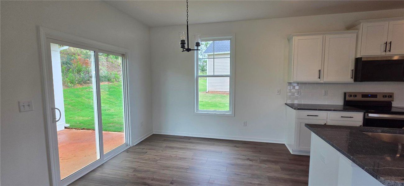 Spacious, unfurnished interior of a new home in Brownstone Park, Easley (Image 8).