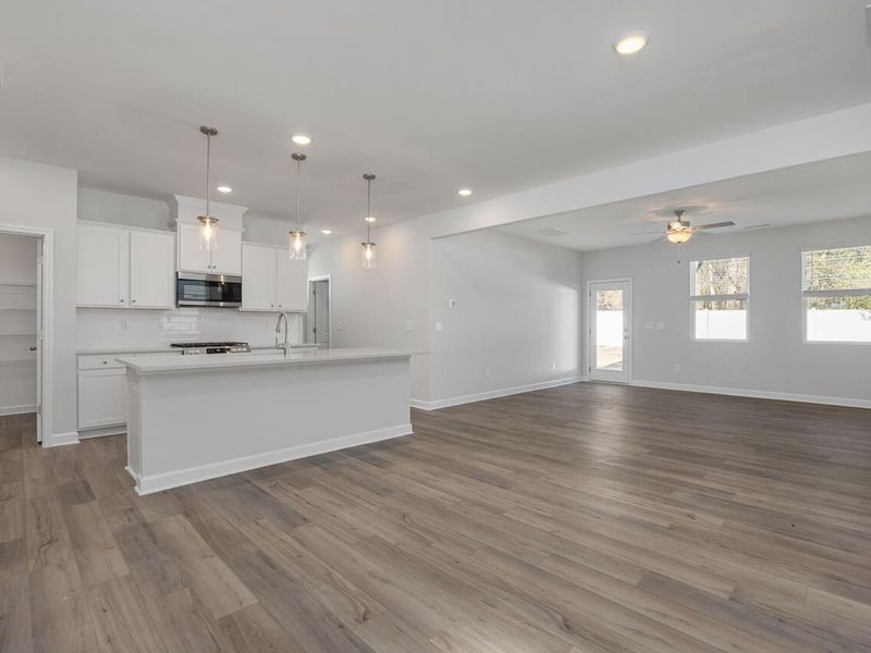 Spacious, unfurnished interior of a new home in Gregory Village, Lillington (Image 13).