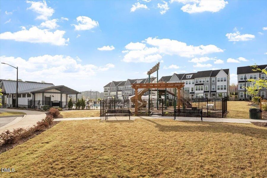 37-Forestville Village NA 05 37-Forestville Village NA 05