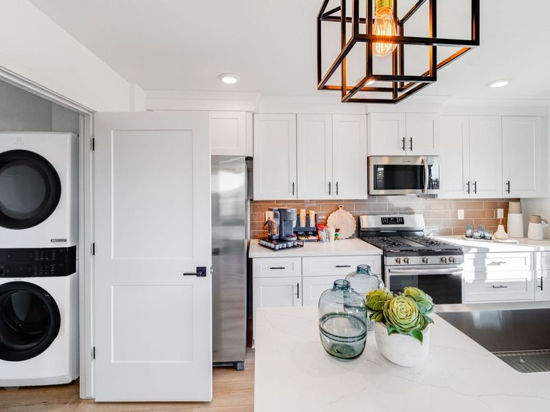 Representative interior finishes for a home built from the The Wilmington A by Davidson Homes LLC in South Ranch Southern Collection, Prescott (Image 19). Representative interior finishes for a home built from the The Wilmington A by Davidson Homes LLC in South Ranch Southern Collection, Prescott (Image 19).