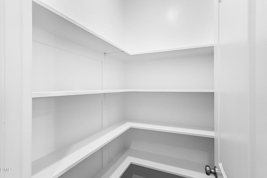 SUN_Stoneriver_Pic_EastmanIII_Pantry_1of