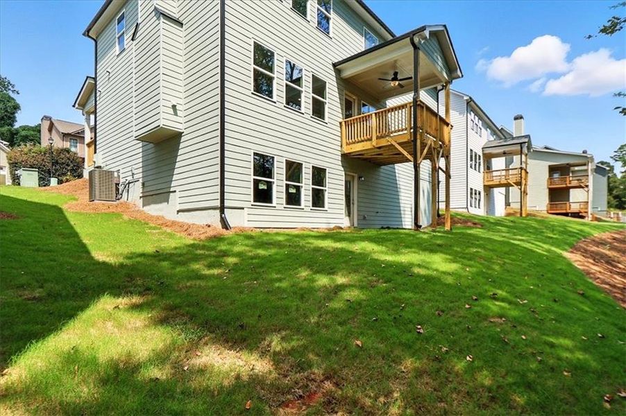 Exterior details and patio area of a home in Traditions of Braselton, Jefferson (Image 26).