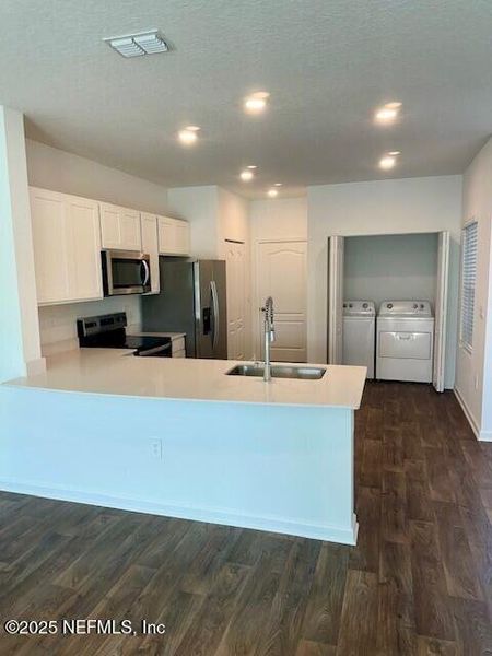 Furnished interior view inside a new home in Corsair, Middleburg (Image 13).