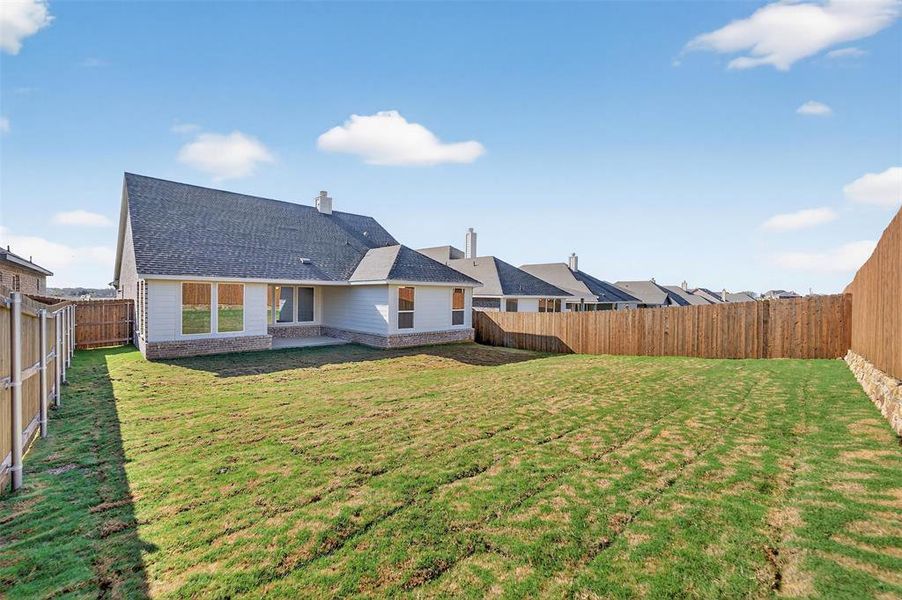 Exterior details and patio area of a home in Liberty Pointe, Gainesville (Image 4).