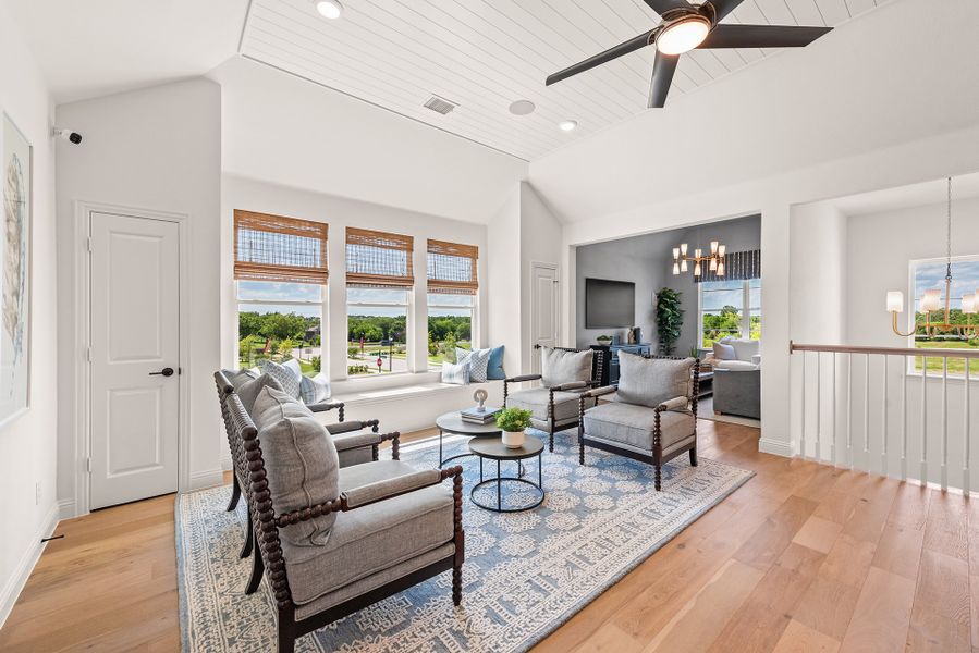 Representative furnished interior of a home built from the Huntington - SH 5426 by Shaddock Homes in Ridgeline, McKinney (Image 14). Representative furnished interior of a home built from the Huntington - SH 5426 by Shaddock Homes in Ridgeline, McKinney (Image 14).