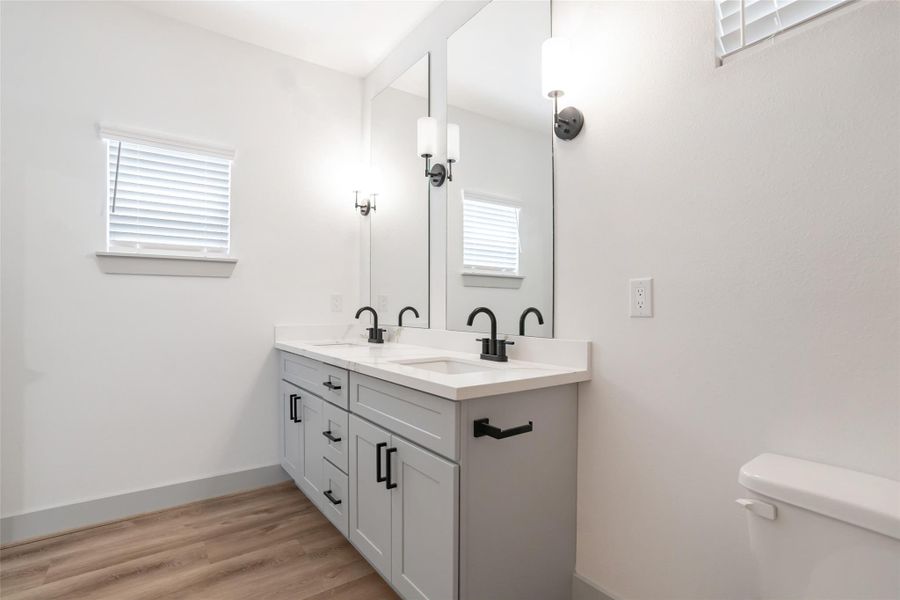 Image 17 of a home in Avenue Park.