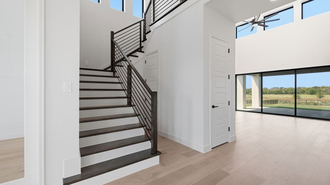 Spacious, unfurnished interior of a new home in Bristol Valley, Heath (Image 16).
