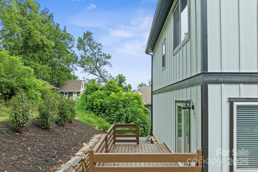 Front exterior of a new home in , Asheville, NC, highlighting curb appeal (Image 30). Front exterior of a new home in , Asheville, NC, highlighting curb appeal (Image 30).