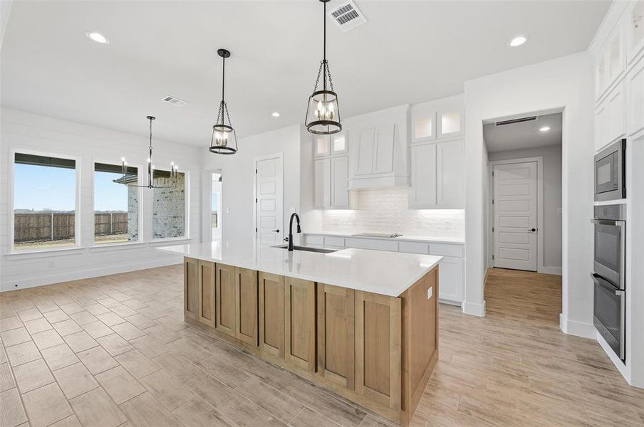 Furnished interior view inside a new home in Coyote Crossing, Godley (Image 8).