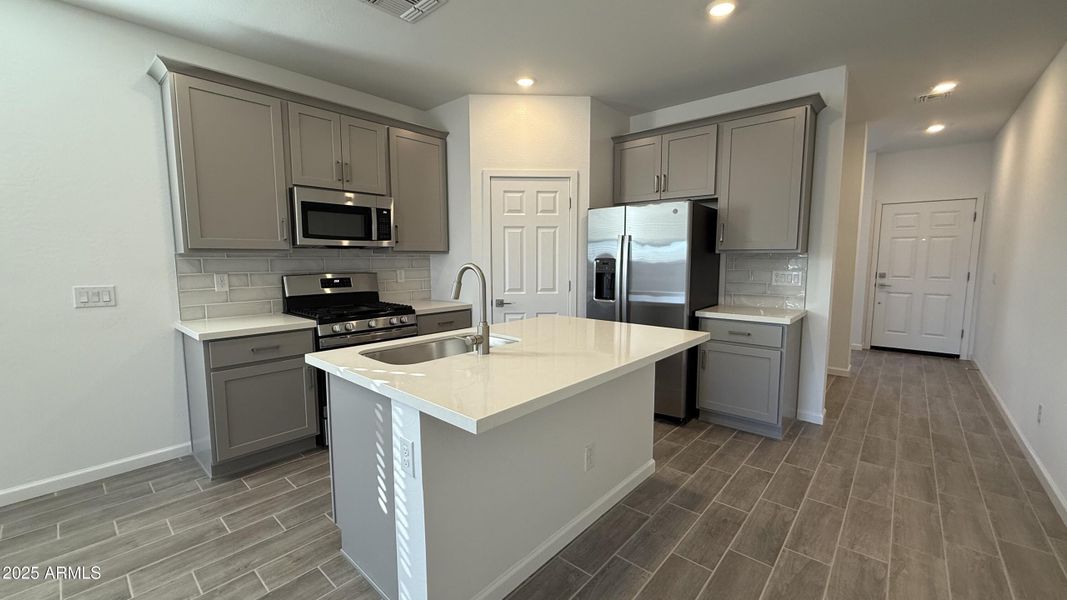 09 - Kitchen 09 - Kitchen