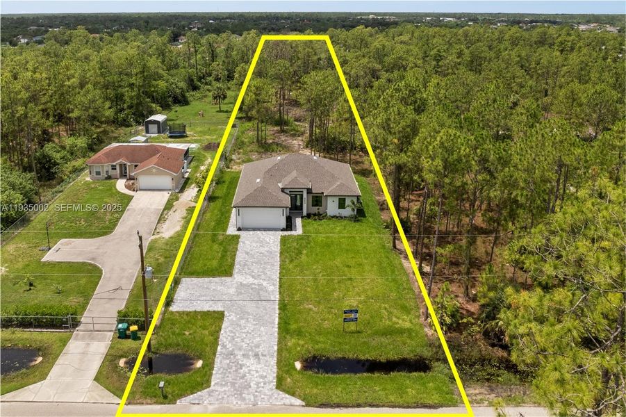 Image 37 of a home in . Image 37 of a home in .