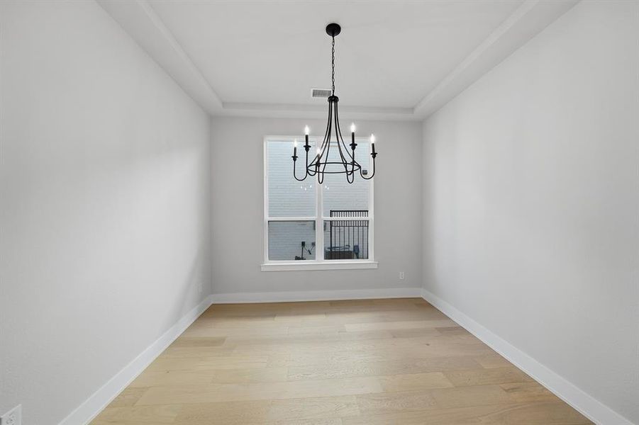 Spacious, unfurnished interior of a new home in Brookhollow West, Prosper (Image 28).