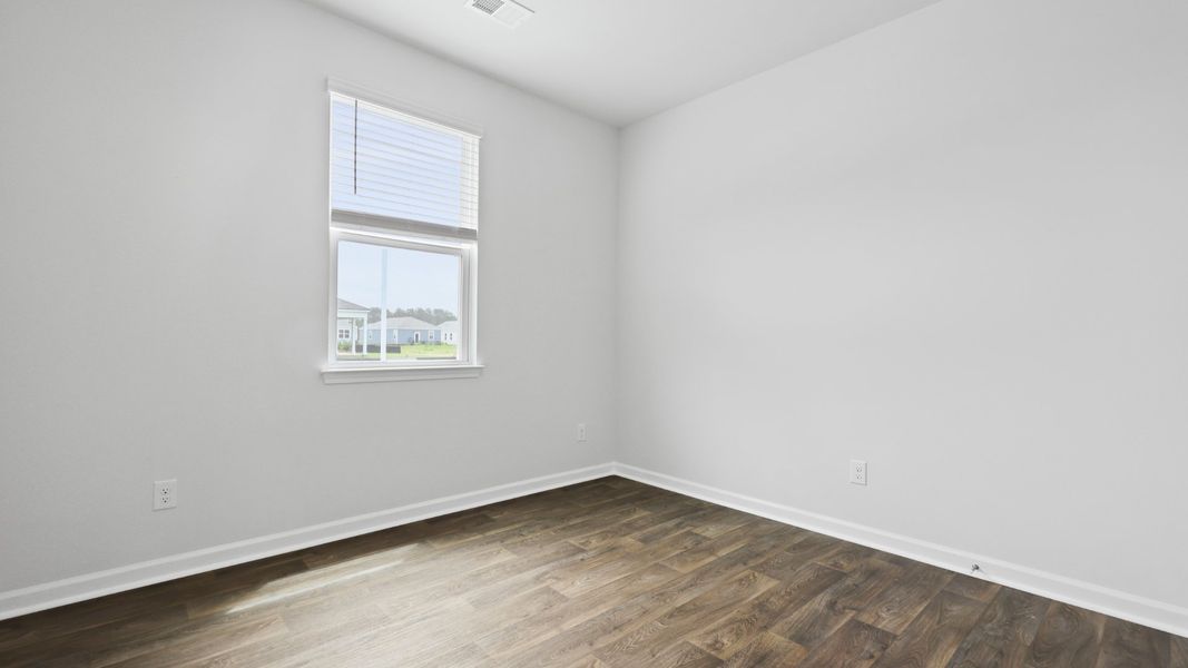 Representative unfurnished interior of a home built from the DARBY-EXP by D.R. Horton in Hillcrest, Ravenel (Image 20).