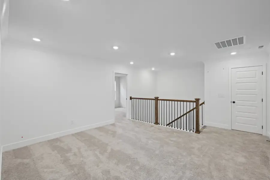 *Photo of example home. Selections & finishes may vary. *Photo of example home. Selections & finishes may vary.